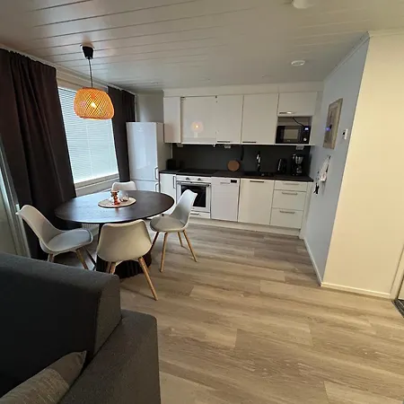 Kyllikinsola 18 B4 Naeppaerae 29 Nelioeinen Rivitaloyksioe 1-4 Henkiloeae Apartament